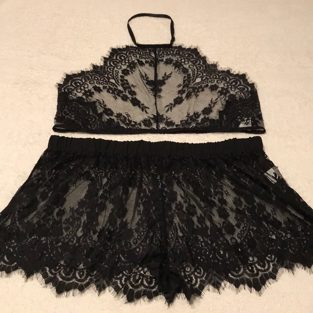 NWOT Shein 2 piece black see-thru lace halter top and shorts set Size XXXL